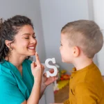 logopeda en alcorcon para niños y adultos